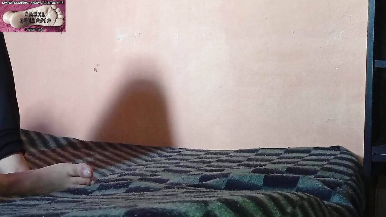 Worshipping the Feet of Gresopio 3