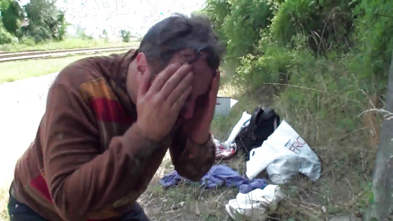 노예 Joschi는 술을 마시지 않아