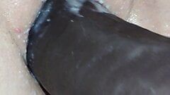 Pizdă de soție distrusă de o pulă neagră uriașă