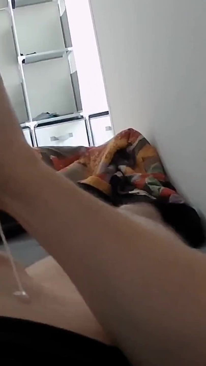 20cm German machine is choked until its huge 'cumming out' | Clip 1