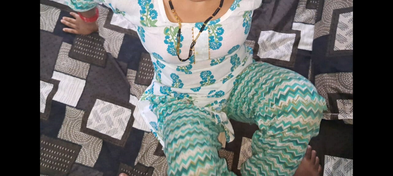 Kavya bhabhi desi baise avec le meilleur ami de son mari