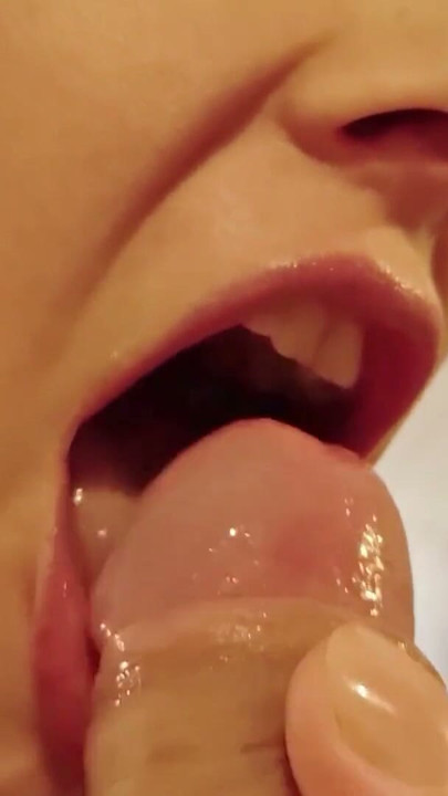 Epic Close Cum Swallow – Real Amateur Girl | Clip 1