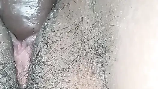 Eha gedara akka ekka horen gaththa athal eka