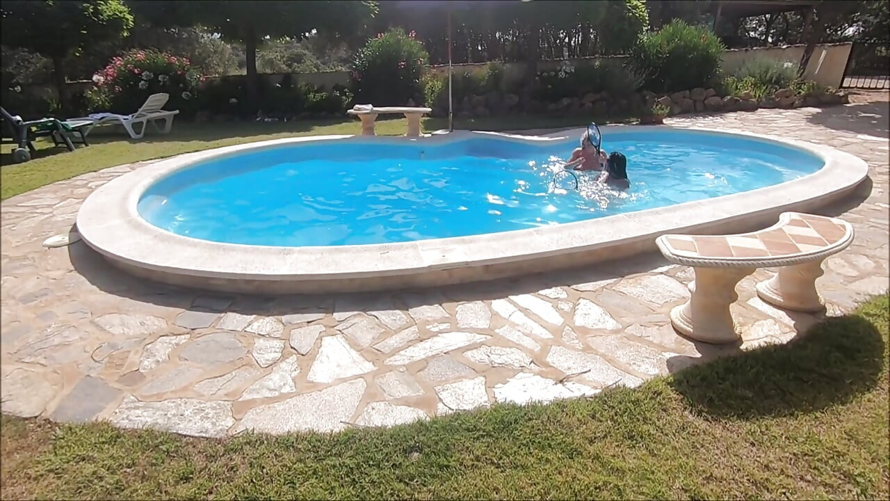 Tenis oynamak isteyen var mı?