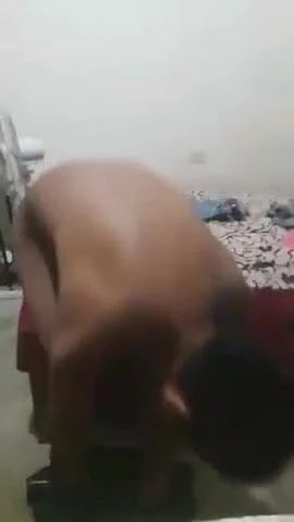 Chibolo exitado me pasa su pack