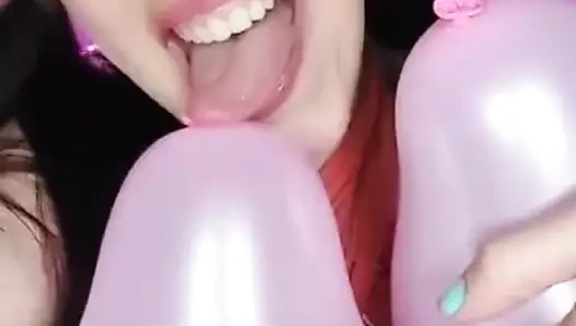 Shyyfxx Happy Carnival! Playing with Balloons All Over My Body- Looner Fetish
