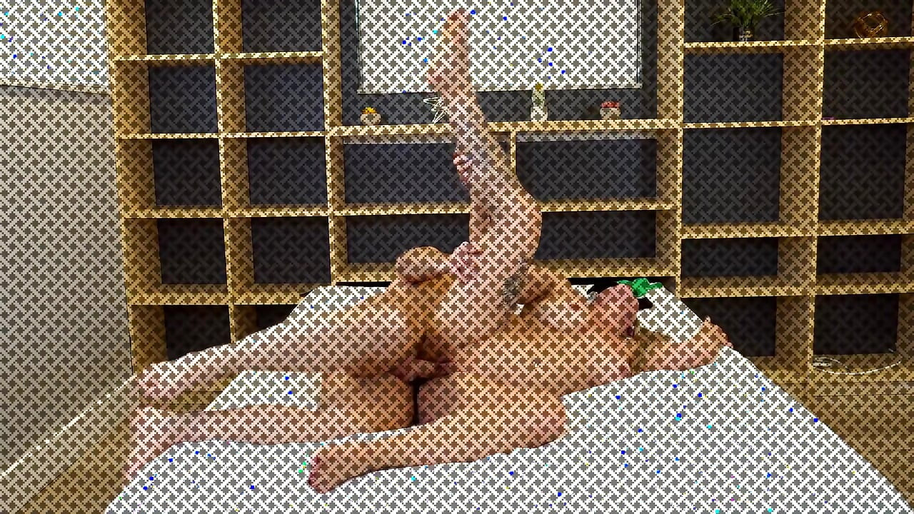 핫와이프 투어를 위해 나를 통과해야 해