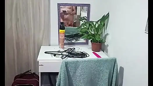 Neighbor Pays Man Who Did Maintenance at Her House with Sex and Lets Him Film Everything