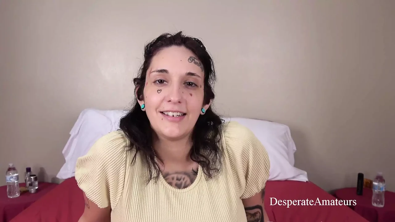 Desperate Amateurs Gia Milf