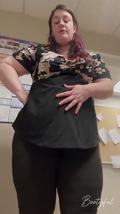 Sniffa och beskriva intensiva stinkande röv pruttar