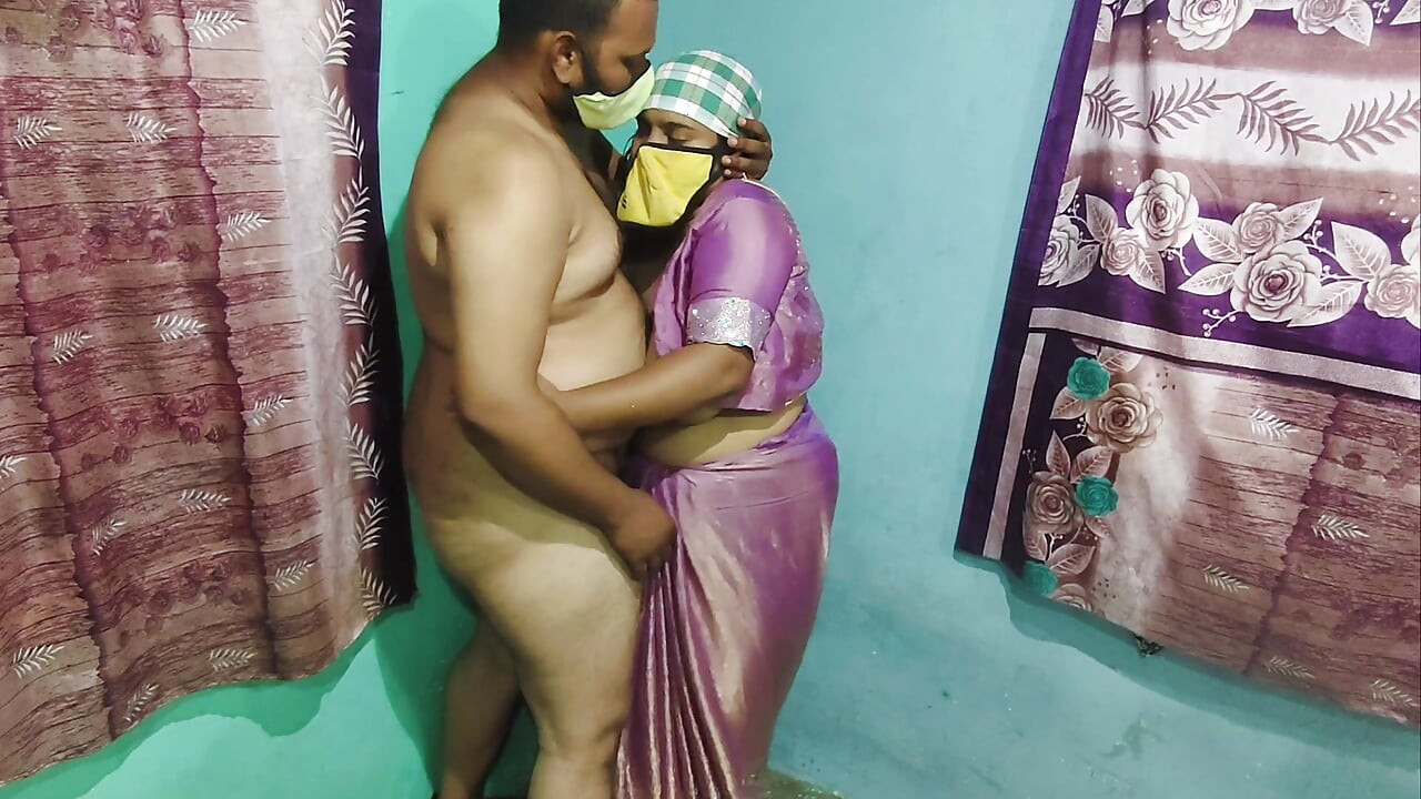 Depois do banho, sexo com Saree e She Love It