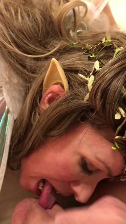 来自“射在我的魔法仙脸上”的迷人时刻