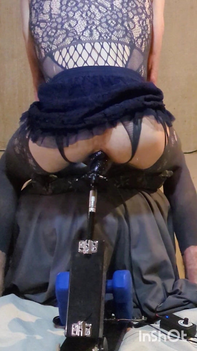 女子高生スカートのスローモーションマシンのセックス