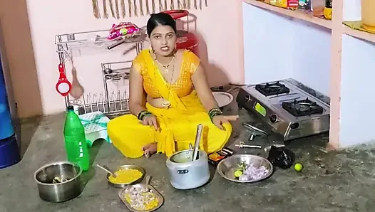 Hintli Asyalı öğretmen müdür öğrenci softcore sert sevişme video threesom