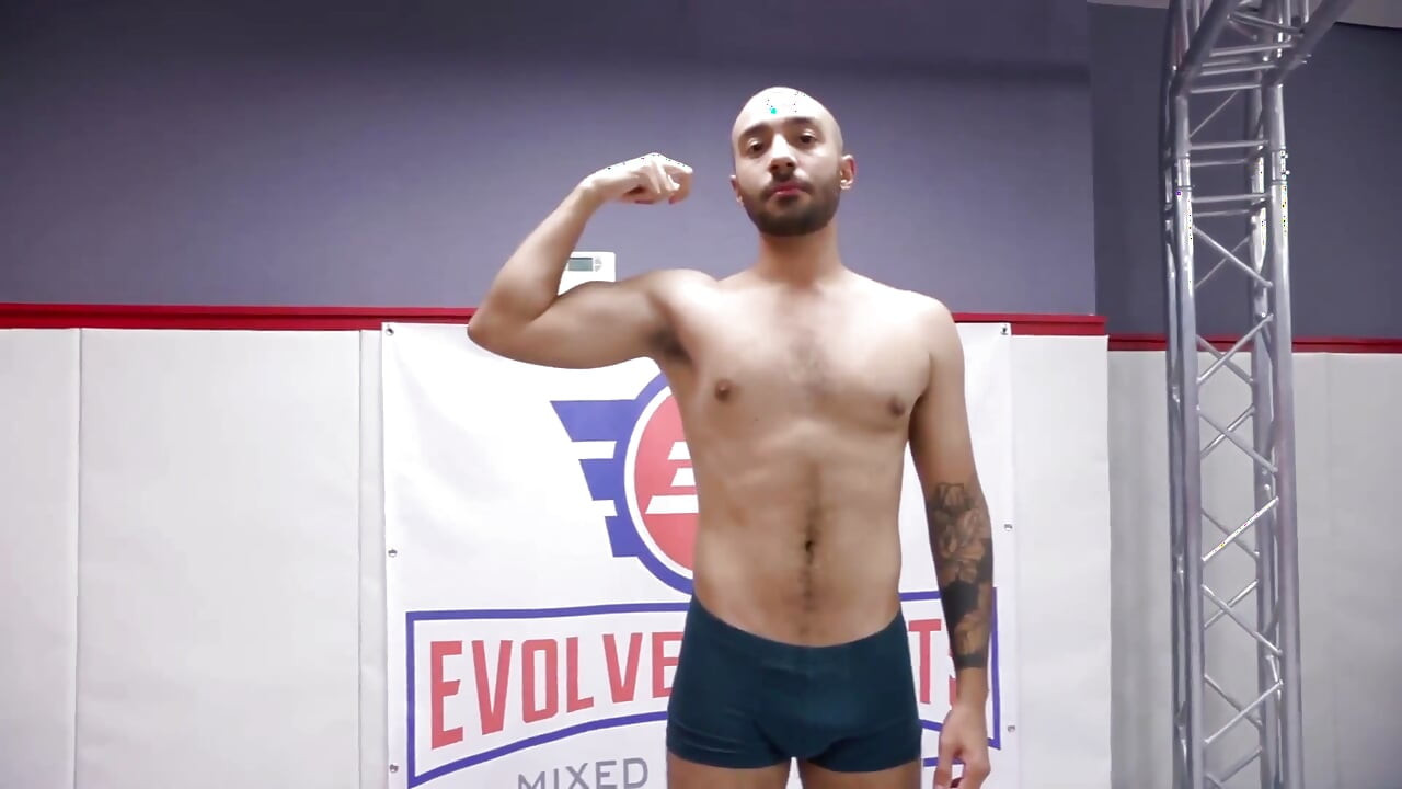 Rebecca Vanguard Vs Oliver Davis Mixed Wrestling