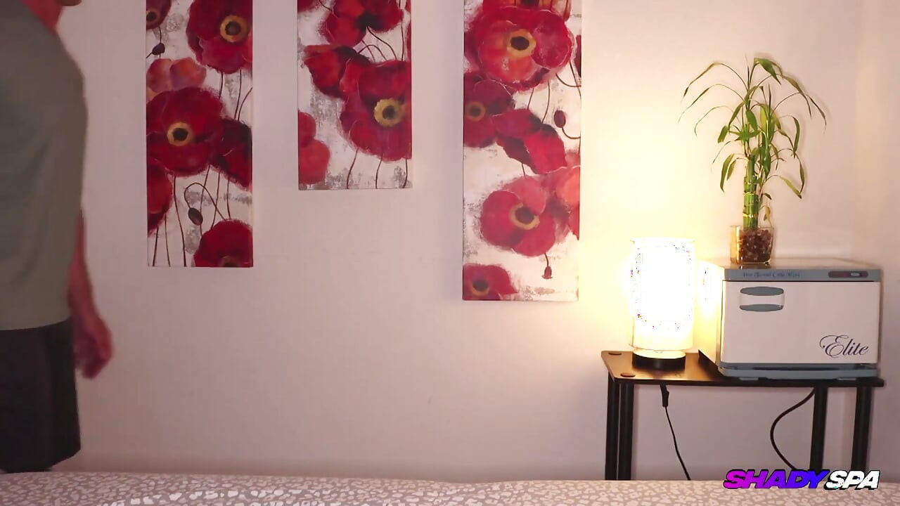 Nami Specializes in Men's Deep Relief Sessions