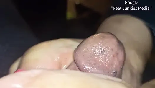 Поглаживание подошв Krystal