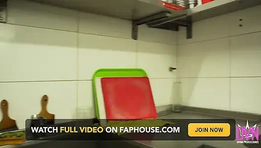 A Night with the Bartender X-13 Latex and Divine Maruuu