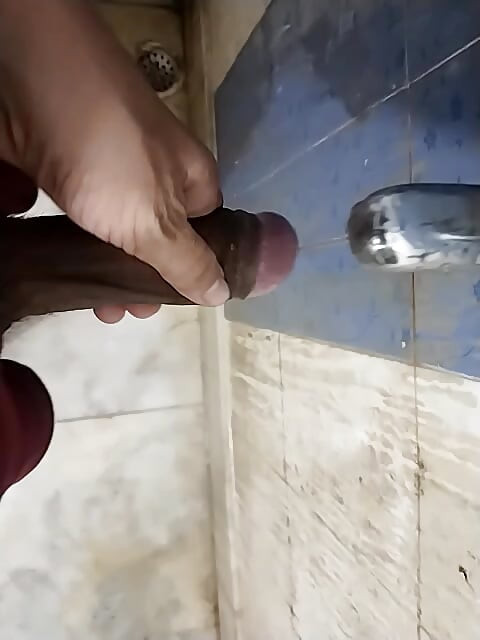 Masturbate in bathroom