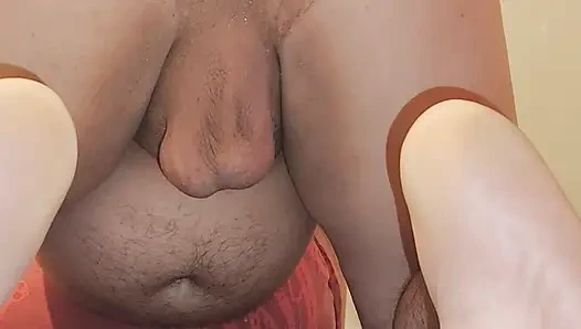 Cewek nakal di-fisting sama majikannya