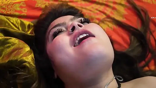 Arkesta wali ko paisa deke puri raat choda