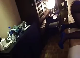 美丽的泰国荡妇在酒店