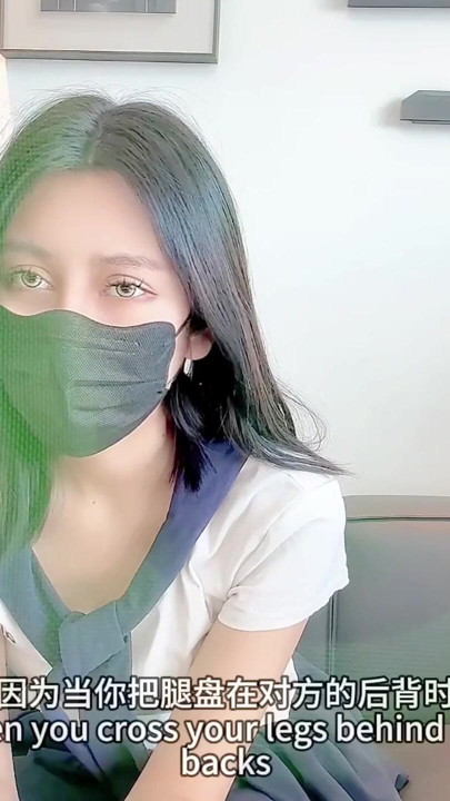 Подробна интерпретация и демонстрация на мисионерски сексуални пози от страна на Тиа | Клип 3