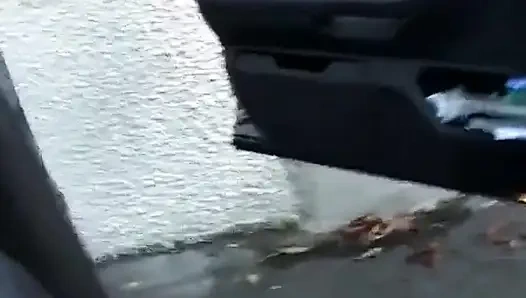 Cewek prancis liar lagi asik muasin dua sambil kerja di dapur