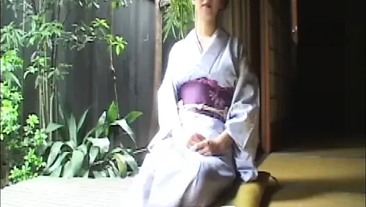 P128G02 pemilik restoran tradisional Jepang di mana kesalahan tunggal memicu lingkaran sensualitas... Sebuah drama erotis berlatar di era Showa awal!