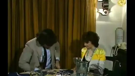 au caprice des dames Fransız klasik Yunan alt başlıkları