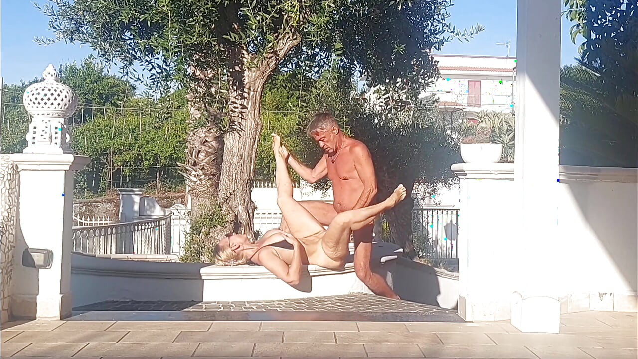 Selena's Outdoor Yoga and Sex
