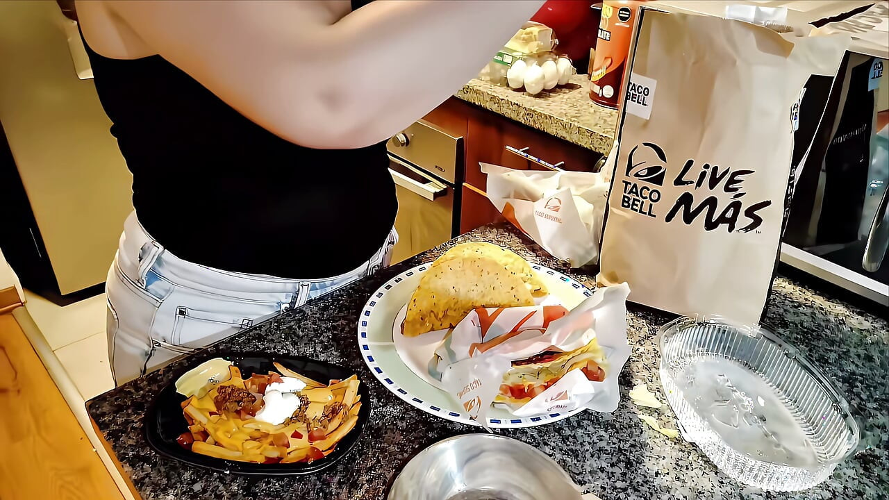 Nicole's Taco Stuffing - Watch Her Belly Grow!