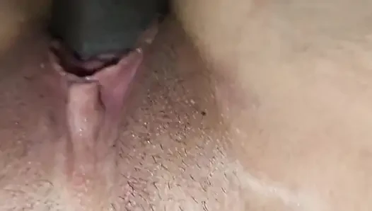 Mature woman gets Rich cock on fours