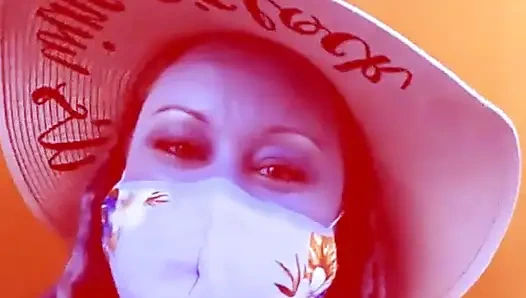 Kadın kılıklı sürtük tüm versiyonlarını eğitiyor plaj videosu