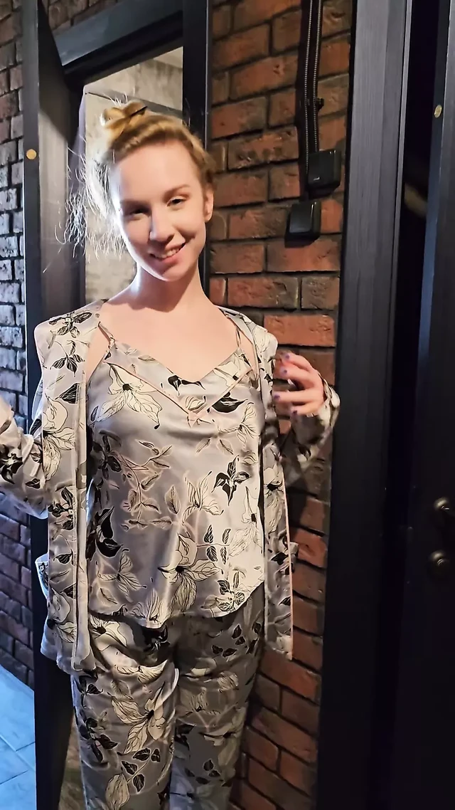 Bathroom Sex with Alice Klay