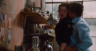 Anne Hathaway nago i scena seksu