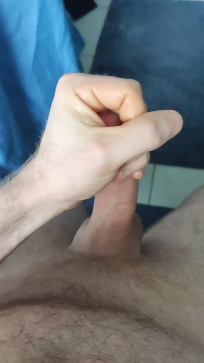 Wet cumshot