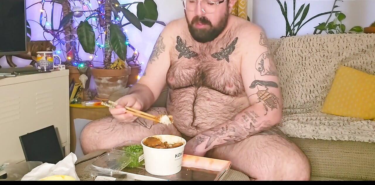 Stepdaddy Stuffs His Face with a Takeaway and Enjoys It so Much He Wanks with the Sauces!