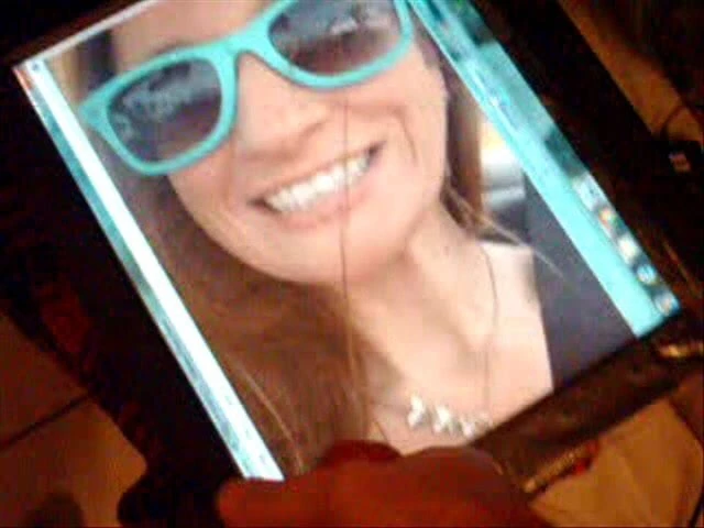 Tanya barry prekrivena spermom!