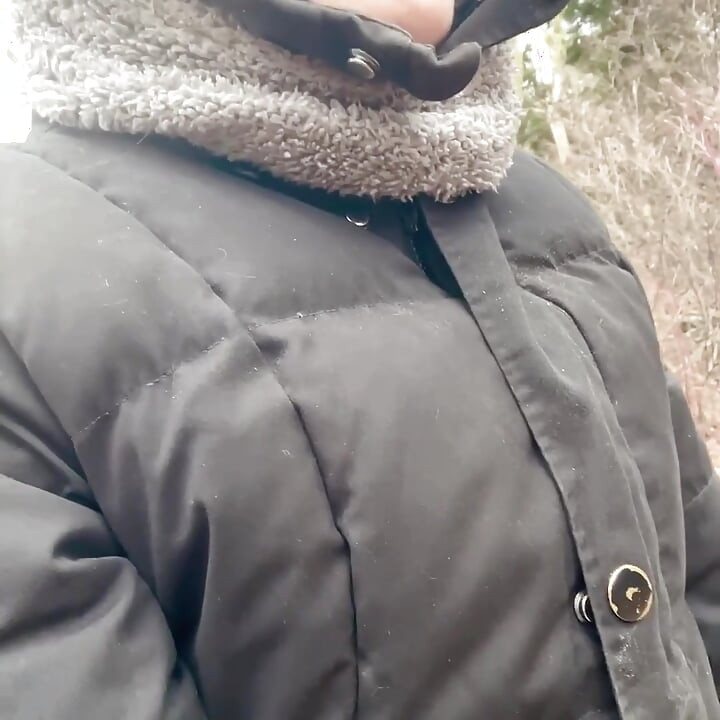 Xixi sexy na floresta tão legal
