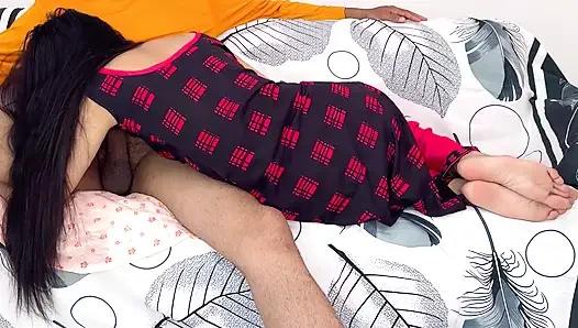 Indischer alter mann fickte die enge muschi seiner eigenen schwiegertochter