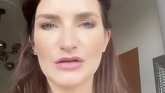 Хороший нежный SPH напоминание для маленького клитора хуя белых неудачников