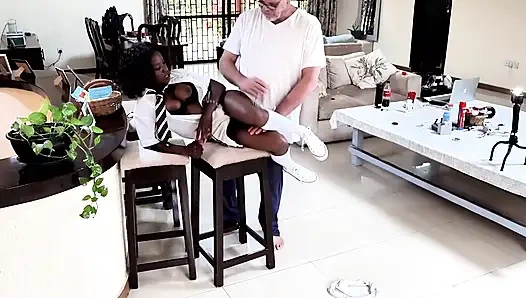 Kapıdan kapıya ikramlar ve çok cömert bir müşteri