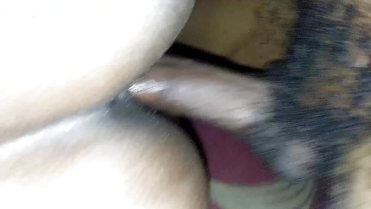 Amateur-freundin selbstgedrehter pOV teil 1