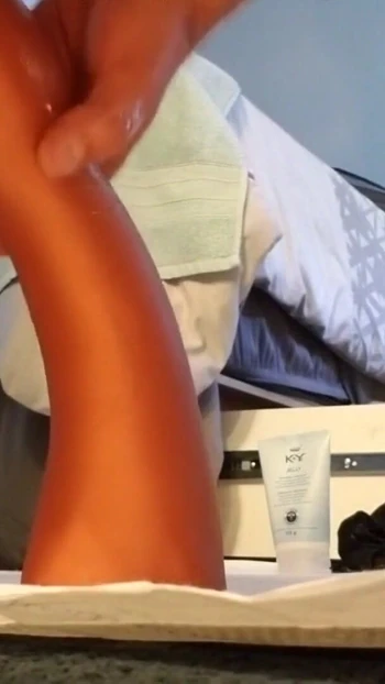 Captivating moment from "Squarepeg toys long neck anal fist fuck.Extreme cream gaping"