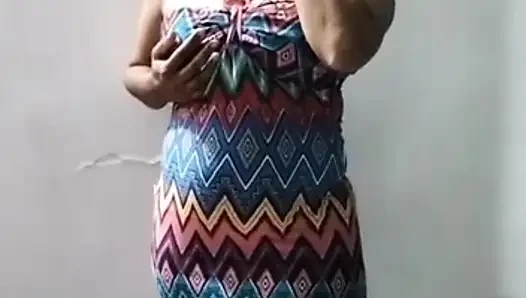 Hot desi bhabhi undressing herself