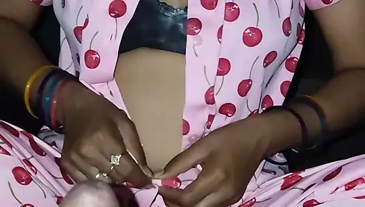 Indische bhabhi gibt unserem devar und devar ficken schön einen heißen blowjob