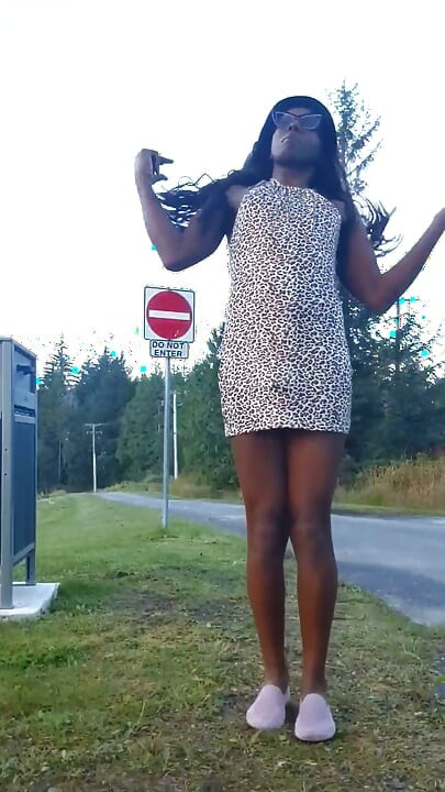 Sissy faggot cumslut