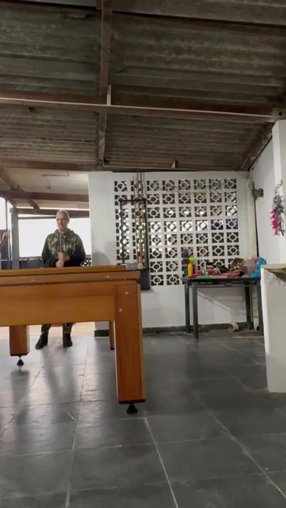 Brincando pelo bem da bunda | Clipe 1