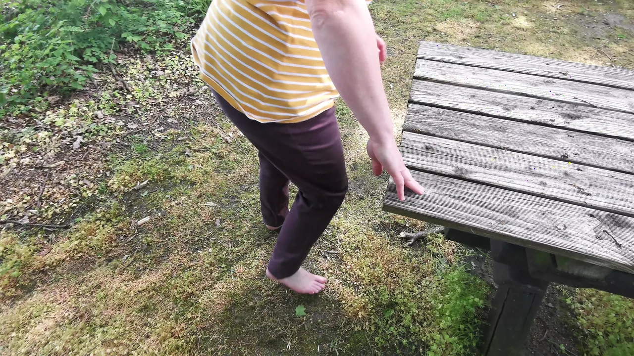 Ass spanking while picnic